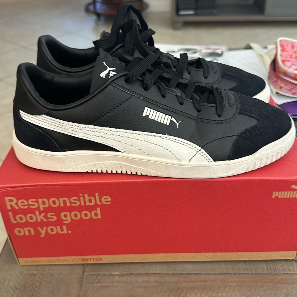 Puma Black and White Men's Shoes